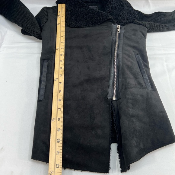 BLANKNYC Fitted Side Zip Faux Fur Collar Suede Leather Moto Sweater Jacket - Picture 12 of 13
